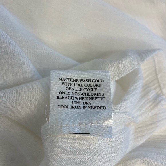Como Vintage Embroidered White Sleeveless Cold Shoulder Top Size Large - Picture 12 of 13